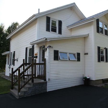 Charming Home Near Ski Areas Rumford Exterior photo