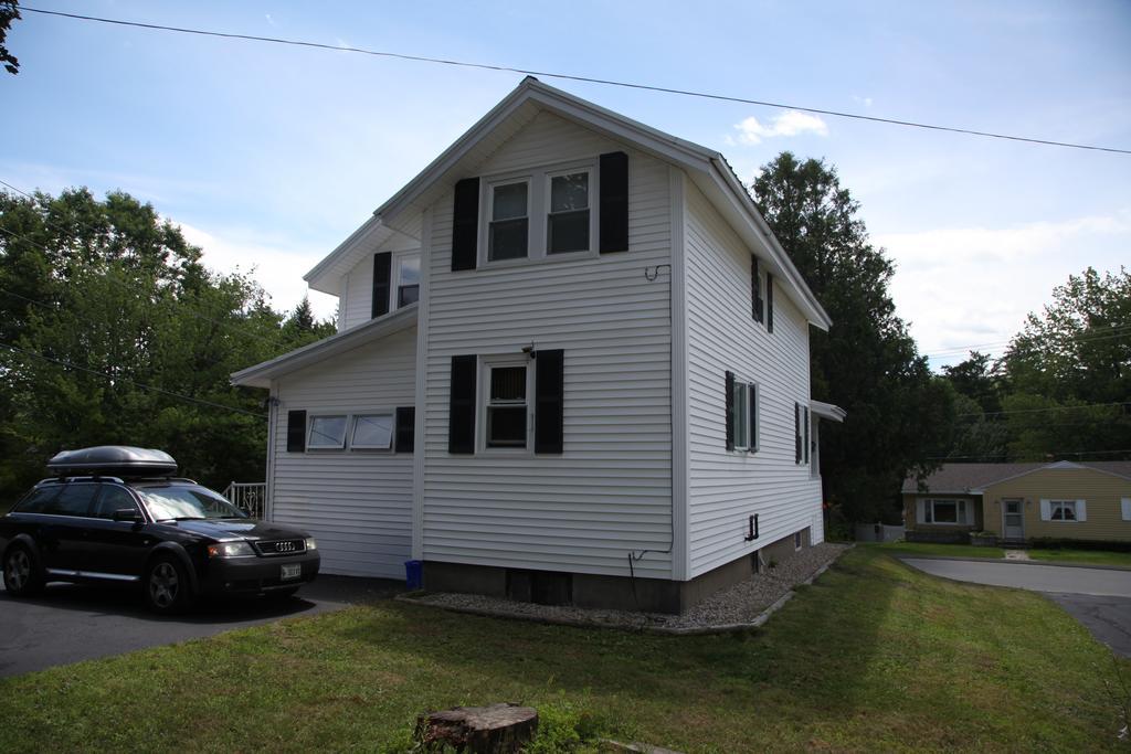 Charming Home Near Ski Areas Rumford Exterior photo