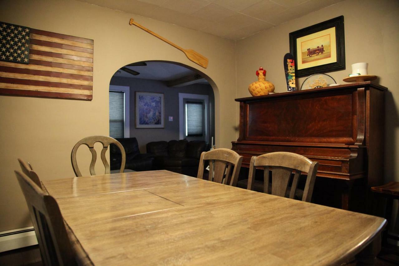 Charming Home Near Ski Areas Rumford Exterior photo